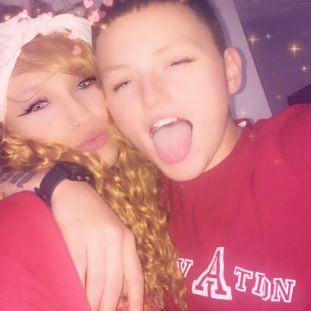 Meet your Posher, Santanaá